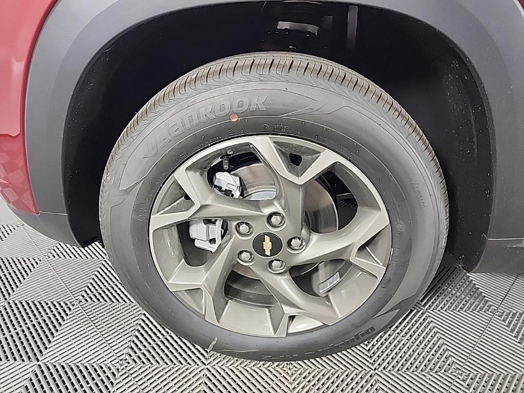 new 2025 Chevrolet Trax car, priced at $24,610