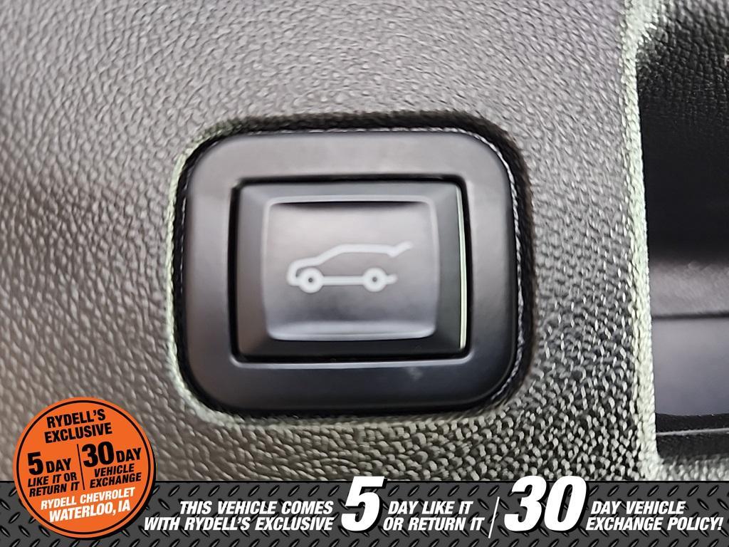 used 2022 Chevrolet Equinox car, priced at $25,733