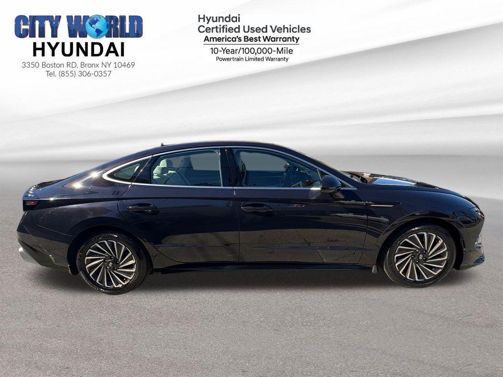 used 2024 Hyundai Sonata Hybrid car, priced at $27,900