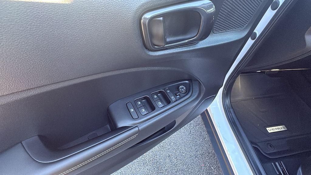 used 2024 Hyundai Venue car, priced at $21,017