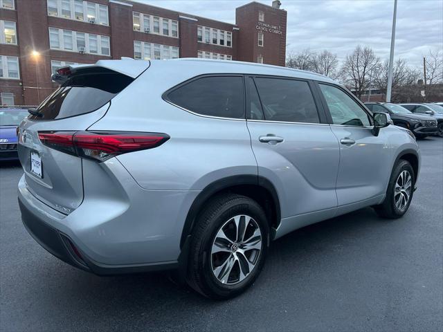 used 2023 Toyota Highlander car, priced at $35,522