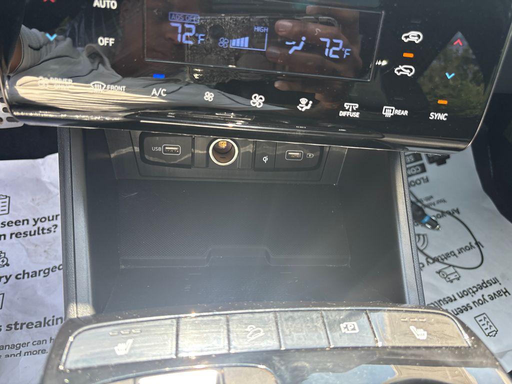 used 2024 Hyundai TUCSON Hybrid car, priced at $33,936