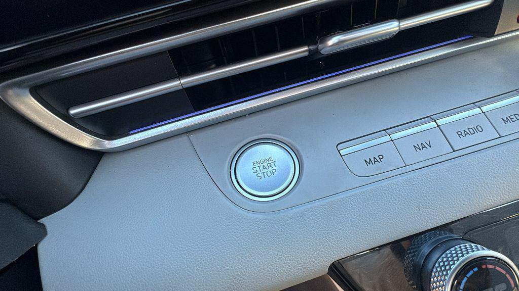 used 2024 Hyundai ELANTRA HEV car, priced at $25,995