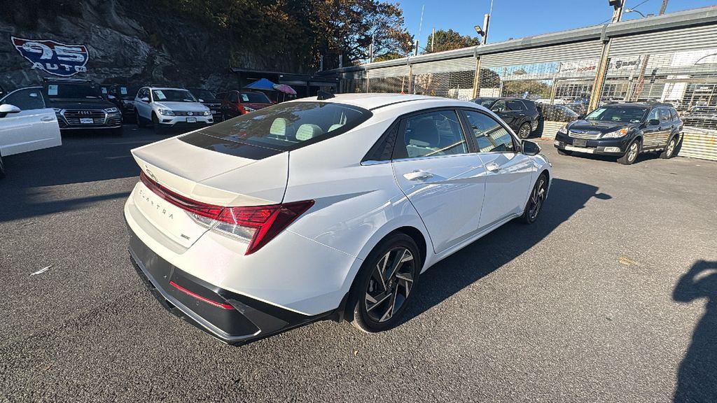 used 2024 Hyundai ELANTRA HEV car, priced at $25,995