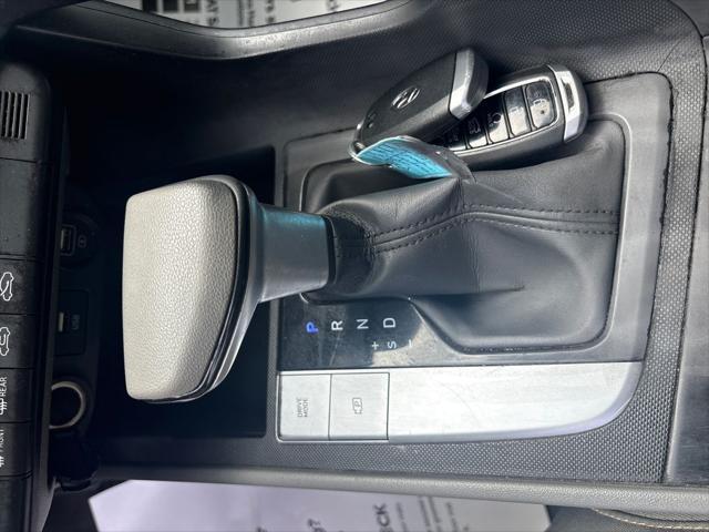 used 2022 Hyundai Elantra car, priced at $16,995