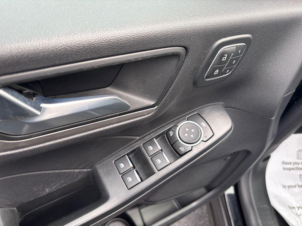 used 2022 Ford Escape car, priced at $25,797