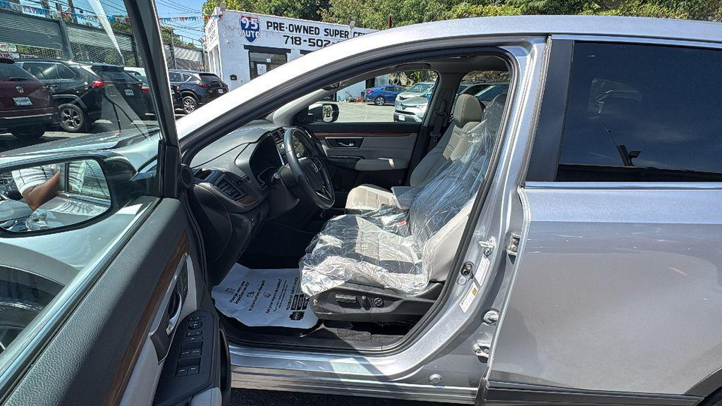 used 2022 Honda CR-V car, priced at $30,000