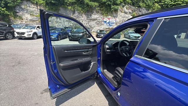 used 2024 Honda CR-V Hybrid car, priced at $37,034