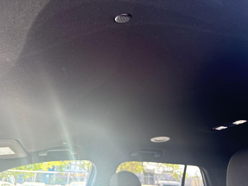 used 2022 Chevrolet Traverse car, priced at $27,000