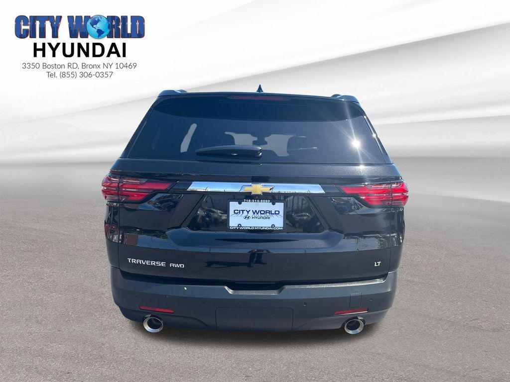 used 2022 Chevrolet Traverse car, priced at $27,000