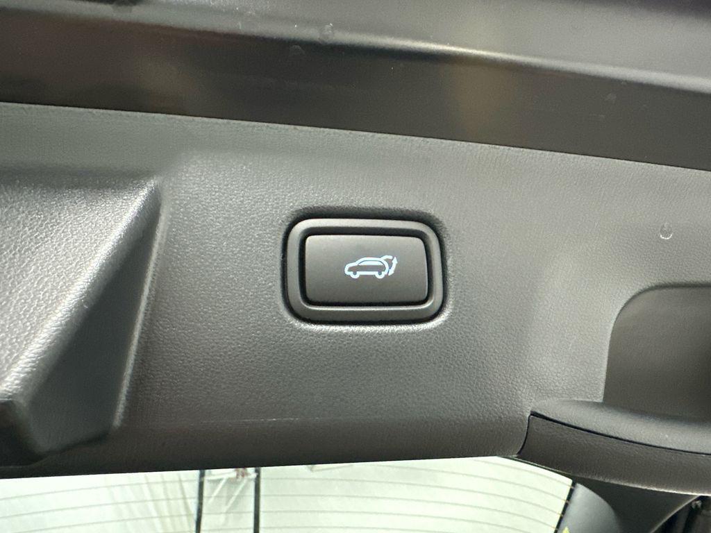 new 2025 Hyundai TUCSON Hybrid car, priced at $41,036