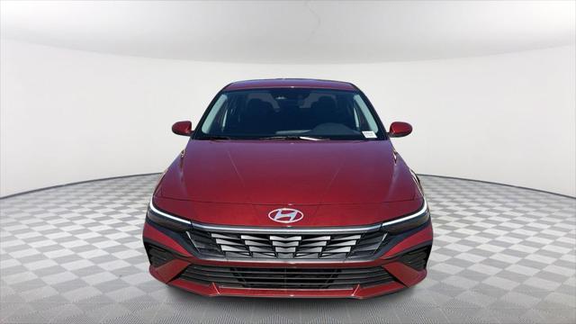 new 2024 Hyundai Elantra HEV car, priced at $26,386