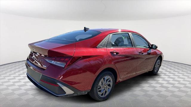 new 2024 Hyundai Elantra HEV car, priced at $26,386