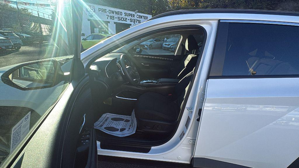 used 2024 Hyundai TUCSON Hybrid car, priced at $27,875