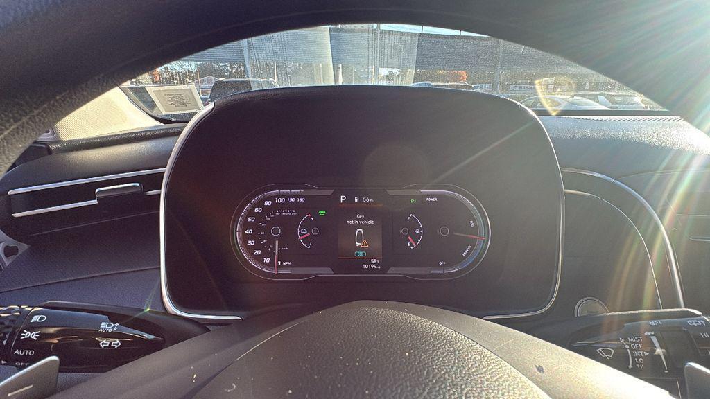 used 2024 Hyundai TUCSON Hybrid car, priced at $27,875