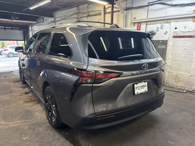 used 2021 Toyota Sienna car, priced at $33,518
