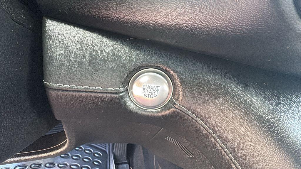 used 2022 Hyundai Santa Fe car, priced at $24,995