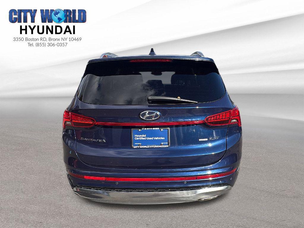 used 2022 Hyundai Santa Fe car, priced at $24,995