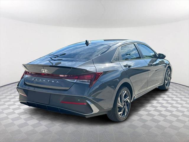 new 2025 Hyundai Elantra car, priced at $26,518