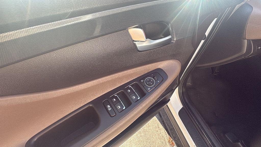 used 2023 Hyundai Santa Fe car, priced at $25,500