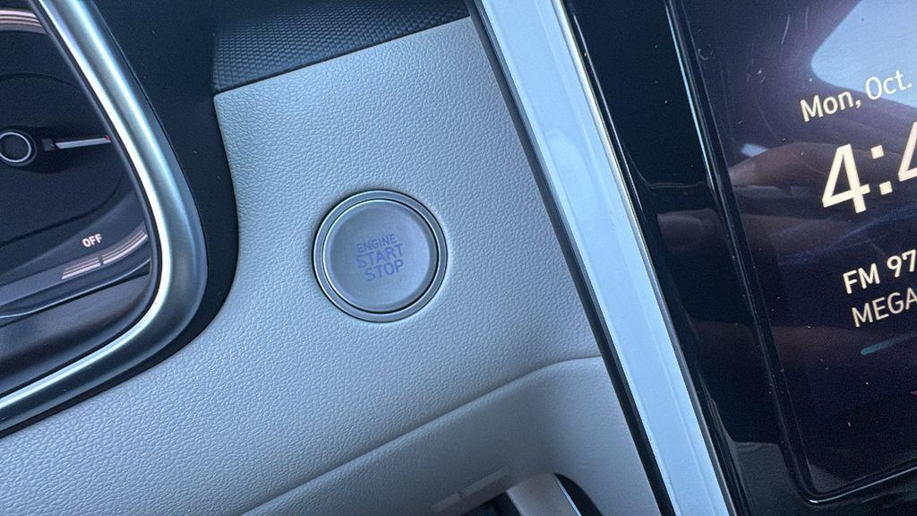 used 2024 Hyundai TUCSON Hybrid car, priced at $29,995