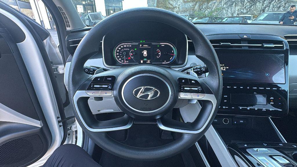 used 2024 Hyundai TUCSON Hybrid car, priced at $29,995