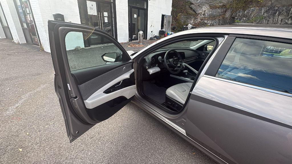 used 2023 Hyundai Elantra car, priced at $20,927