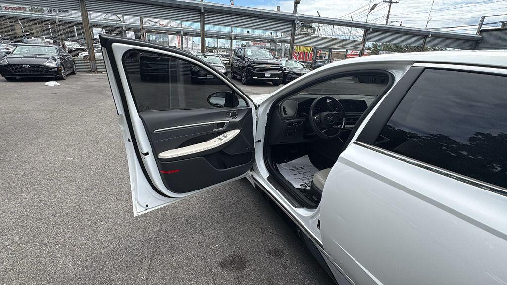 used 2021 Hyundai Sonata Hybrid car, priced at $18,500