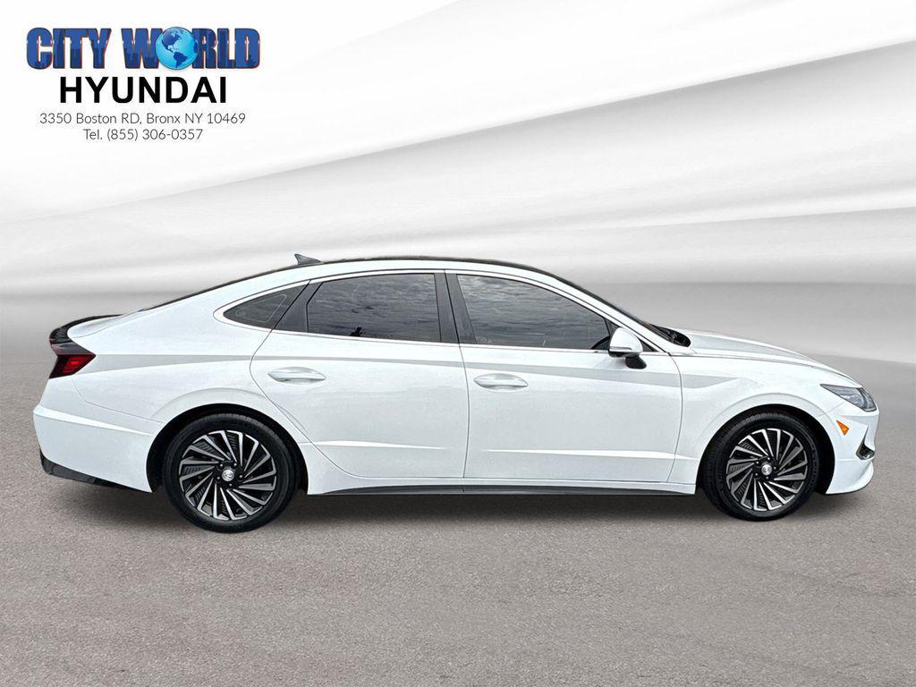 used 2021 Hyundai Sonata Hybrid car, priced at $18,500