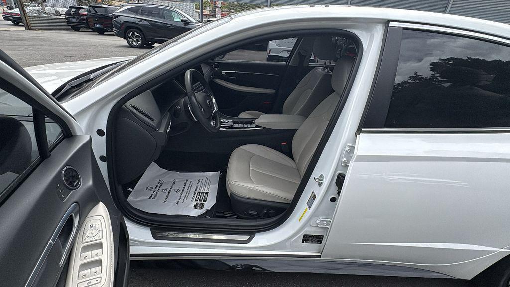 used 2021 Hyundai Sonata Hybrid car, priced at $18,500