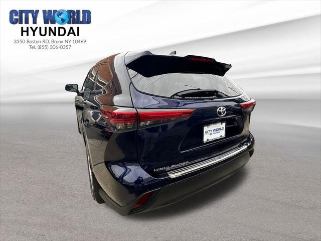 used 2021 Toyota Highlander car, priced at $27,730