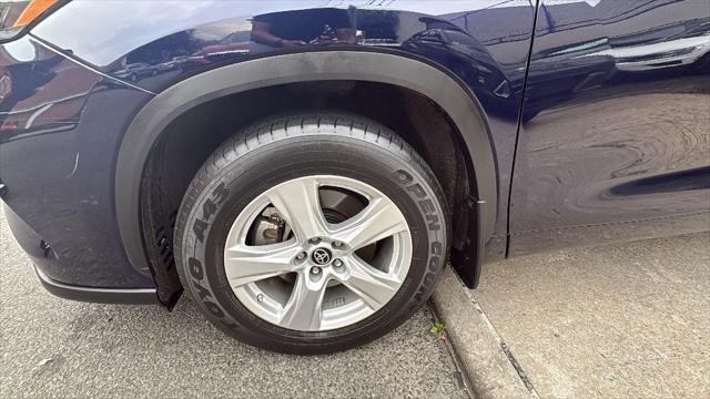 used 2021 Toyota Highlander car, priced at $27,730