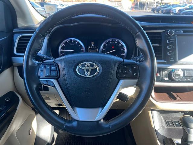 used 2016 Toyota Highlander car, priced at $23,495