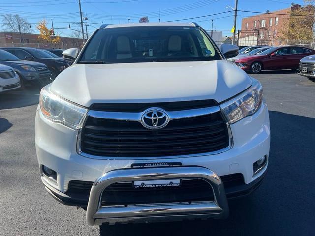 used 2016 Toyota Highlander car, priced at $23,495