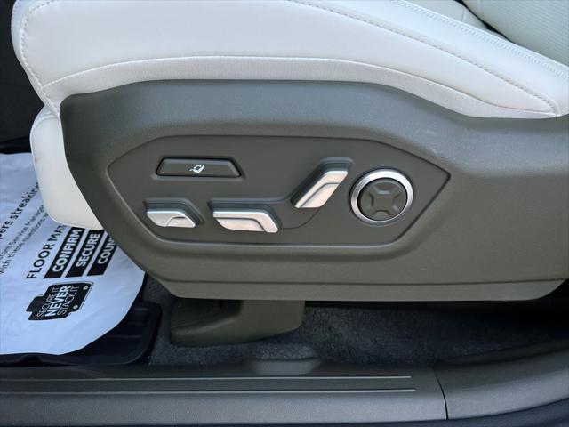 new 2025 Hyundai Santa Fe car, priced at $51,934