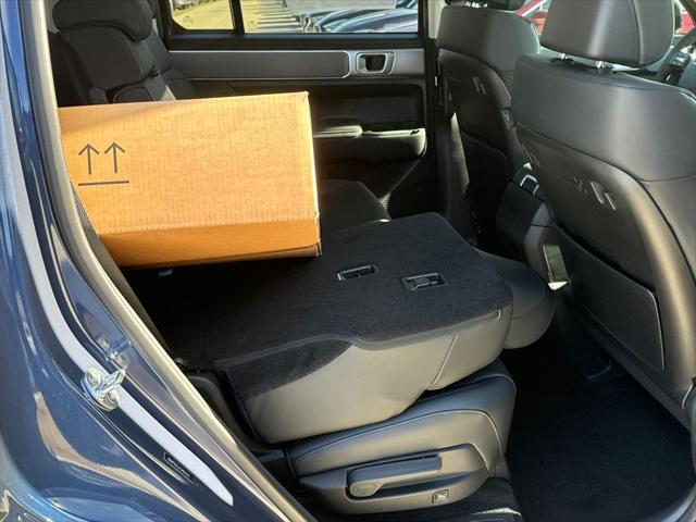 new 2025 Hyundai Santa Fe car, priced at $43,165