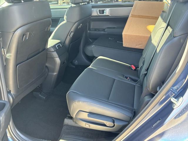new 2025 Hyundai Santa Fe car, priced at $43,165