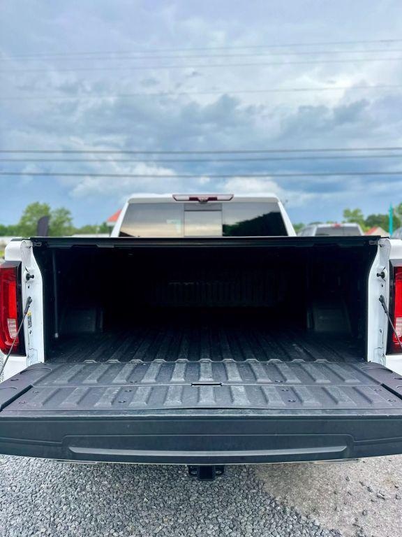 used 2021 GMC Sierra 1500 car, priced at $39,900