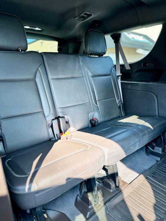 used 2021 GMC Yukon XL car, priced at $48,900