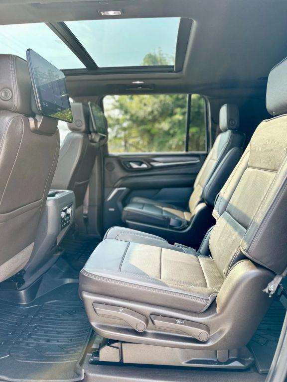 used 2021 GMC Yukon XL car, priced at $48,900