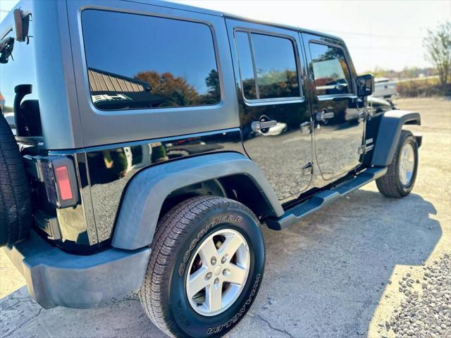 used 2015 Jeep Wrangler Unlimited car, priced at $18,900