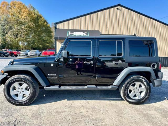 used 2015 Jeep Wrangler Unlimited car, priced at $18,900