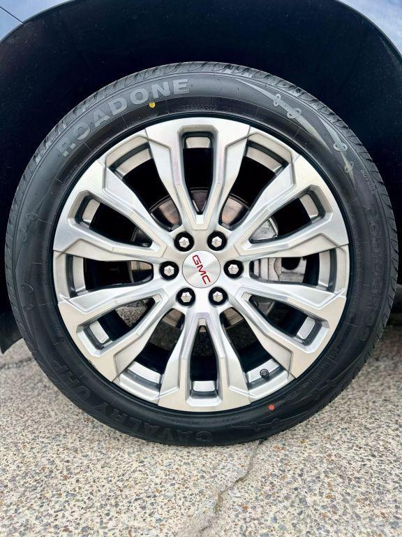 used 2023 GMC Yukon car, priced at $49,900