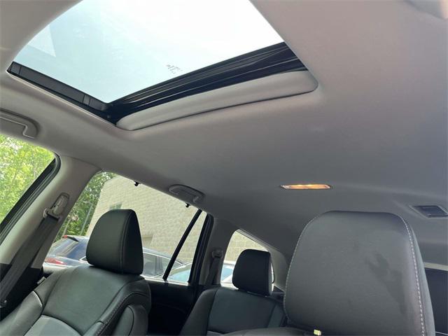 used 2022 Honda Pilot car, priced at $33,991
