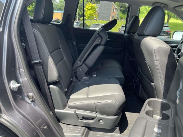 used 2022 Honda Pilot car, priced at $33,991