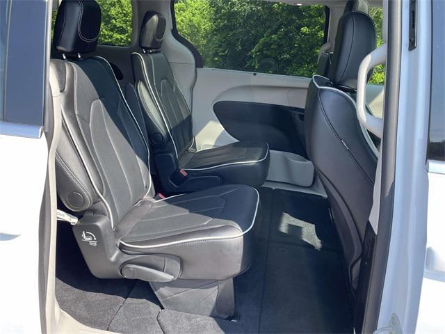 used 2024 Chrysler Pacifica car, priced at $47,491
