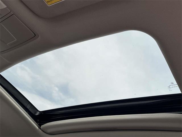 used 2018 Acura MDX car, priced at $22,991