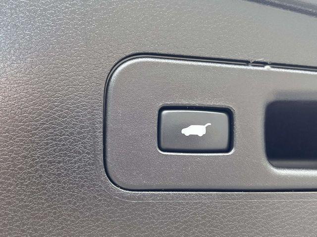 used 2018 Acura MDX car, priced at $20,992