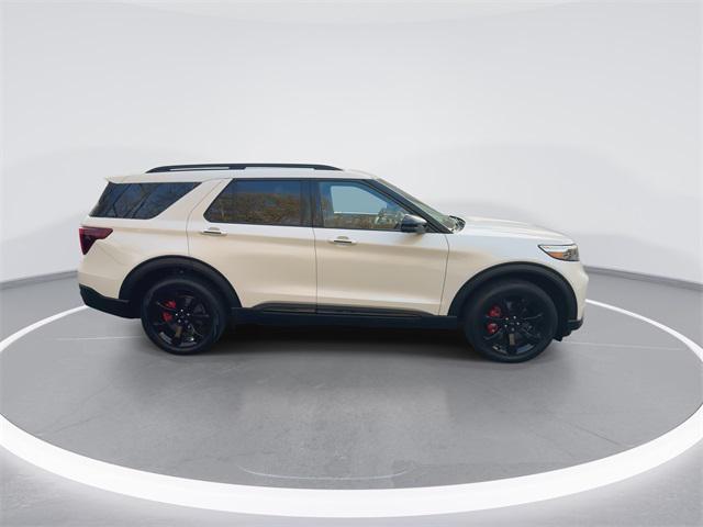 used 2022 Ford Explorer car, priced at $38,361