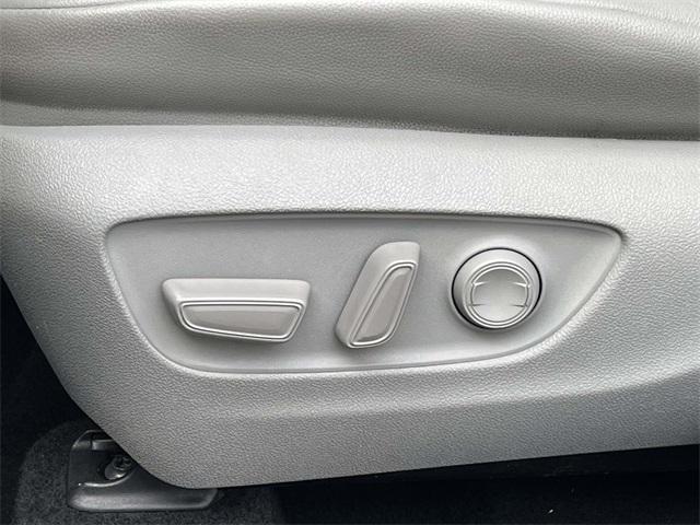 used 2021 Toyota Highlander car, priced at $29,942